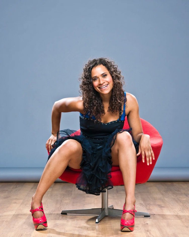 Angel coulby